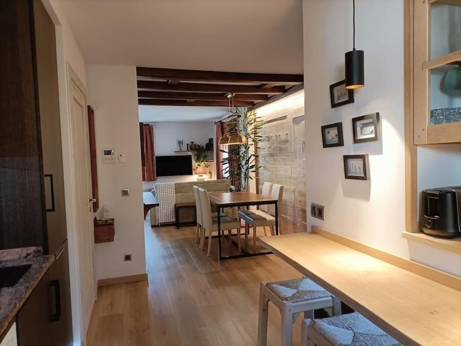 Espectacular Y Acogedor Apartamento Con Todas Las Comodidades Biescas  Bagian luar foto