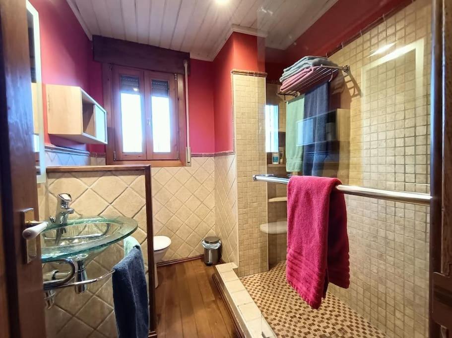Espectacular Y Acogedor Apartamento Con Todas Las Comodidades Biescas  Bagian luar foto